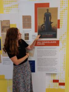 Visite-flash de l'exposition "Travailler en temps de guerre : 14-18 / 39-45" (2023).