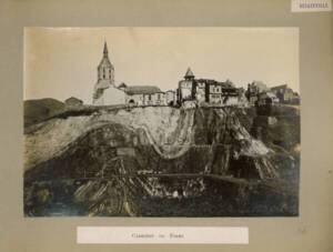 Vue de la carrière de Firmy