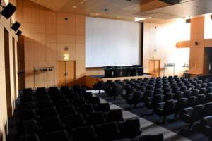 Photographie de l'auditorium des ANMT (200 places).