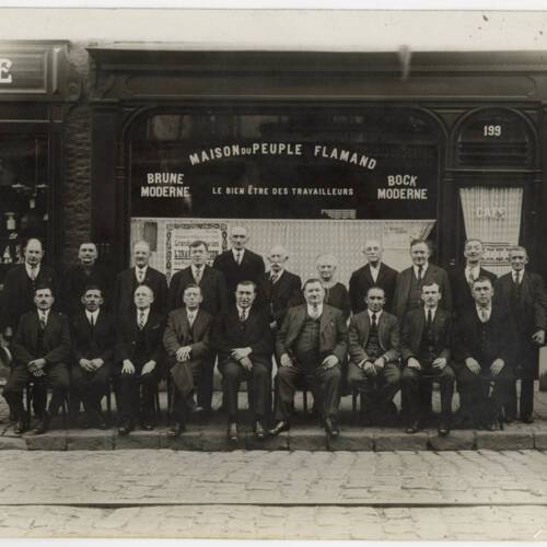 Photographie de la maison du peuple flamand (Roubaix), siège du Ziekenbond Werkers Welzijn, sans date. ANMT 2003 37 17, société mutualiste « Le bien-être des travailleurs »