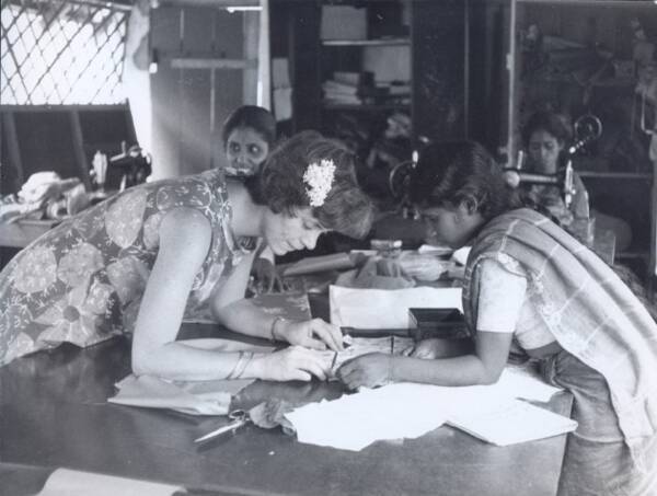 Atelier de confection textile à Tondiarpet en Inde, 1967.